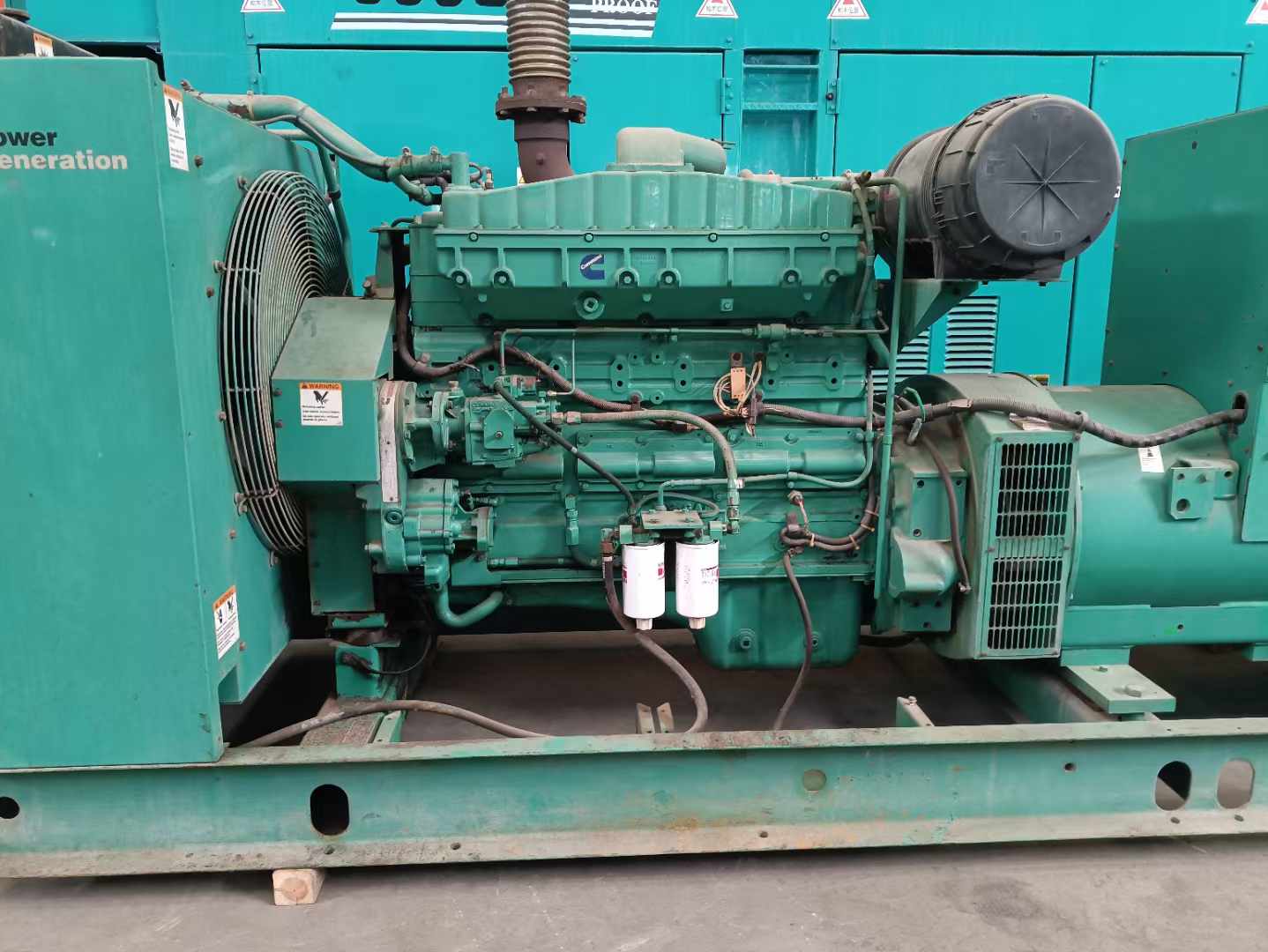 日照过载会对 600kW 柴油发电机组造成哪些损害？